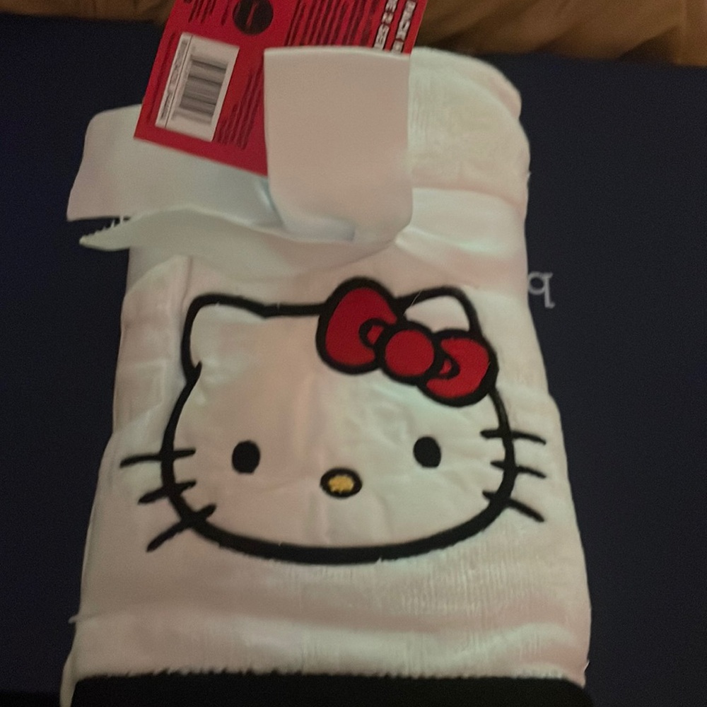 Hello Kitty Hand Towels